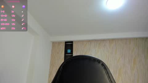 Snapshot of ciara_blake chatting on September 27, 7:41 pm CIARA online show from September 27, 7:41 pm