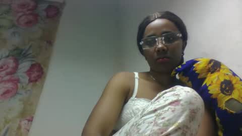 ciciazzhh online show from March 31, 9:21 am