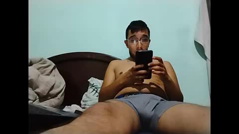 ciclistasinlicencia online show from February 12, 2:45 am