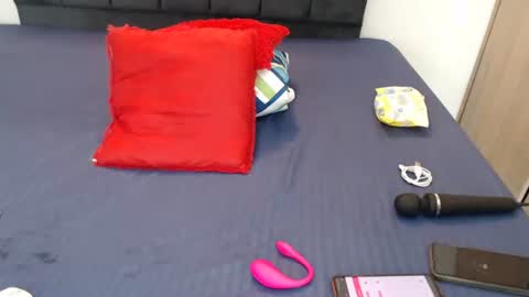 cieloDal online show from October 6, 5:05 am