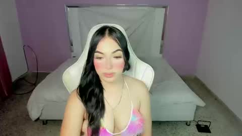 Snapshot of cieloo_ chatting on September 10, 9:04 pm CIELO online show from September 10, 9:04 pm