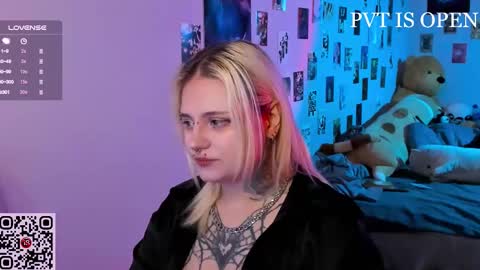 Snapshot of cigaretteduringsex chatting on December 16, 1:16 pm Helen and Teya online show from December 16, 1:16 pm