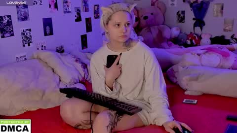 Snapshot of cigaretteduringsex chatting on February 17, 3:14 am Helen and Teya online show from February 17, 3:14 am