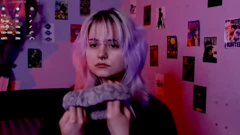 Snapshot of cigaretteduringsex chatting on March 3, 8:42 am Helen and Teya online show from March 3, 8:42 am