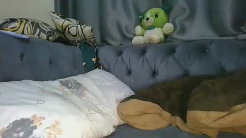 cilia petite online show from May 17, 5:38 am