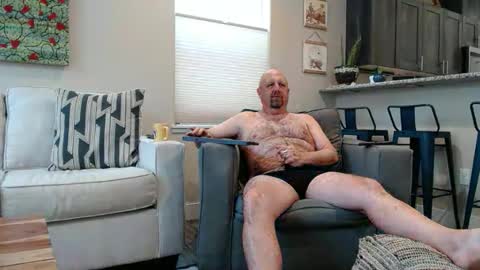 Snapshot of cinapw chatting on March 27, 3:01 pm cinapw online show from March 27, 3:01 pm