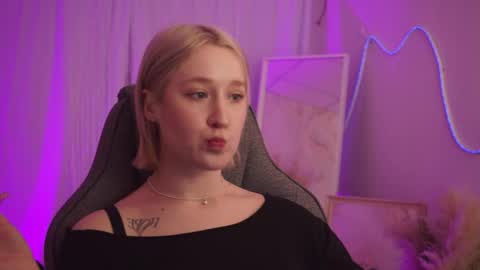 Cin Bellamy online show from April 6, 7:09 am