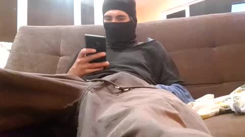 Snapshot of cincopulgadas chatting on February 3, 6:11 am Ernesto online show from February 3, 6:11 am