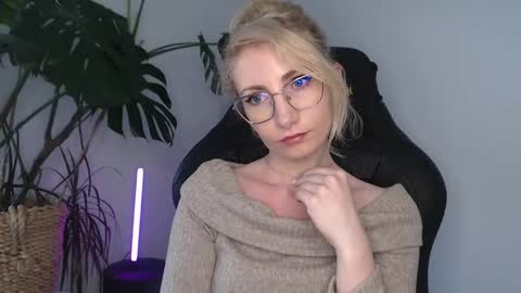 Cinderella online show from May 5, 5:26 am