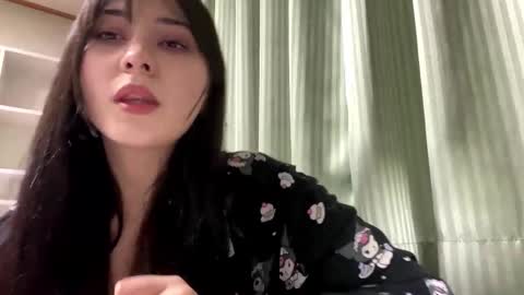 Snapshot of cindieknous chatting on March 30, 7:20 am Lin online show from March 30, 7:20 am