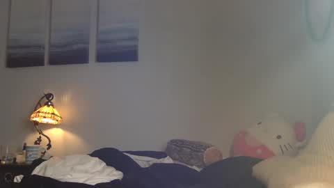 sisypheanlove online show from March 29, 2:17 pm