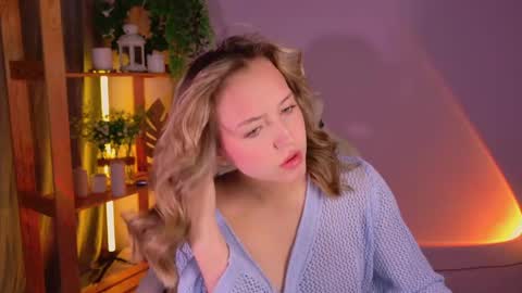 cindylovesmith online show from May 17, 6:55 am