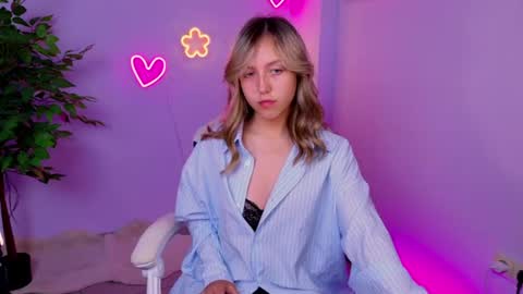 cindylovesmith online show from June 27, 3:22 am