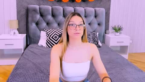 cindymori online show from November 1, 2:30 pm