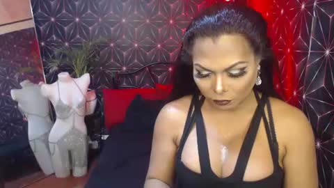 Snapshot of cindyts09 chatting on December 3, 1:21 pm Cindy online show from December 3, 1:21 pm