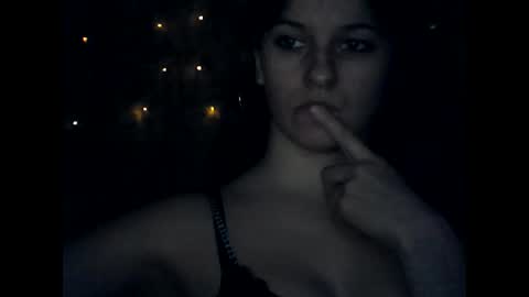Snapshot of cindyxrose chatting on February 24, 8:03 pm CindyXRose online show from February 24, 8:03 pm