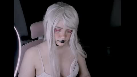 Snapshot of cinnamondoll19 chatting on September 13, 4:56 am CELESTE Angels Heavenly online show from September 13, 4:56 am