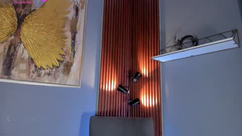 Snapshot of cinnia_ chatting on March 16, 11:03 am Cintia online show from March 16, 11:03 am