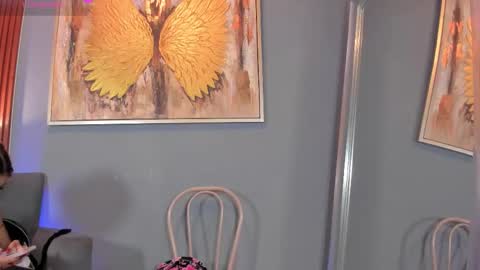 Snapshot of cinnia_ chatting on March 18, 11:24 am Cintia online show from March 18, 11:24 am