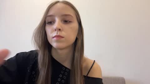 Aurora online show from March 30, 10:27 am