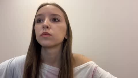 Aurora online show from April 3, 4:16 pm