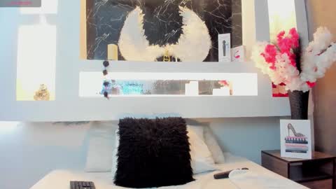 Snapshot of cinthya_mjs chatting on September 23, 12:08 pm Cinthya online show from September 23, 12:08 pm