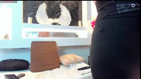 Snapshot of cinthya_mjs chatting on December 1, 12:43 pm Cinthya online show from December 1, 12:43 pm