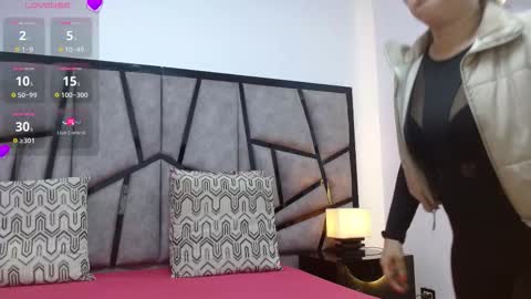 Cintia Hills online show from March 1, 2:46 am