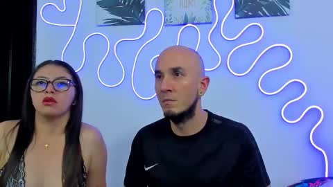 Snapshot of cintya_n_roger chatting on March 1, 3:30 am Cintya Roger online show from March 1, 3:30 am