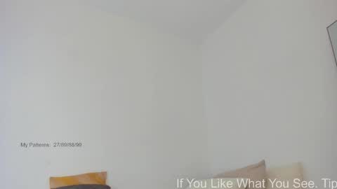 Snapshot of circejuno1 chatting on November 29, 7:50 pm Carol online show from November 29, 7:50 pm