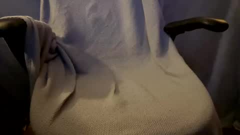 Snapshot of circlejerkslutt chatting on February 7, 7:38 pm join the circle online show from February 7, 7:38 pm