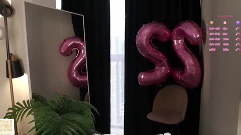 Snapshot of cirilada chatting on December 14, 12:43 pm Sandy online show from December 14, 12:43 pm