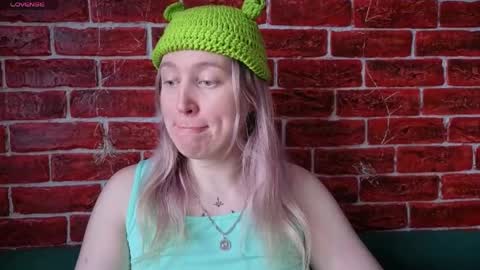 citrusblissss online show from April 3, 2:31 am