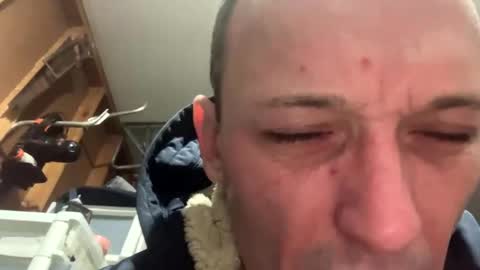 Snapshot of citybooy990 chatting on February 6, 9:01 am citybooy990 online show from February 6, 9:01 am