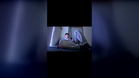 cj2k0k online show from April 3, 6:17 pm