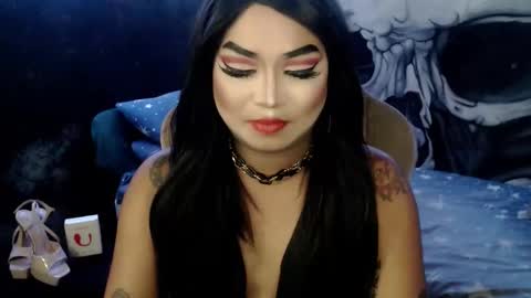 QUEEN CESS online show from January 10, 7:54 am