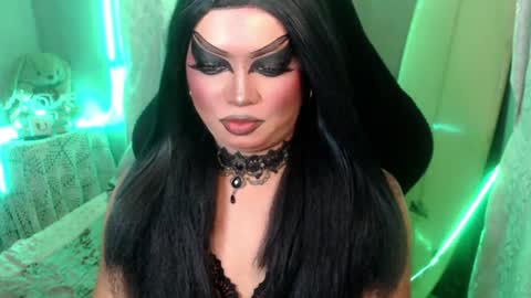 QUEEN CESS online show from June 22, 6:05 pm