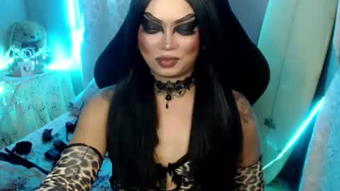 QUEEN CESS online show from June 26, 4:11 pm