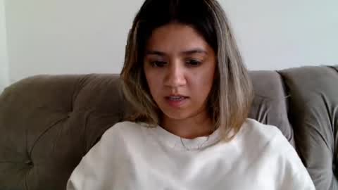 clair_of online show from April 7, 9:37 pm