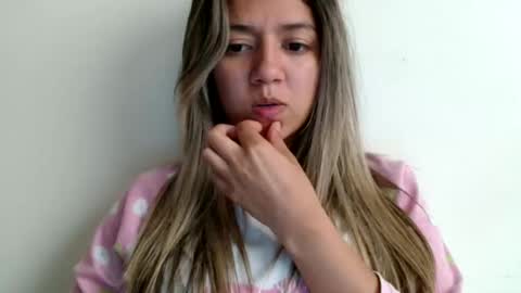 clair_of online show from April 13, 5:40 pm