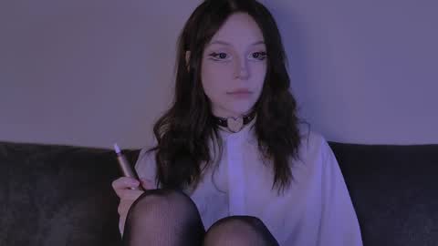 Claire Bennett online show from May 6, 2:29 am