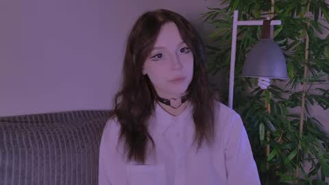 Claire Bennett online show from May 19, 1:11 am