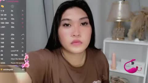 CLAIRE online show from June 17, 5:58 pm