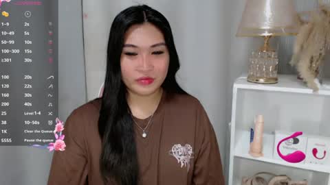 CLAIRE online show from June 22, 6:05 pm
