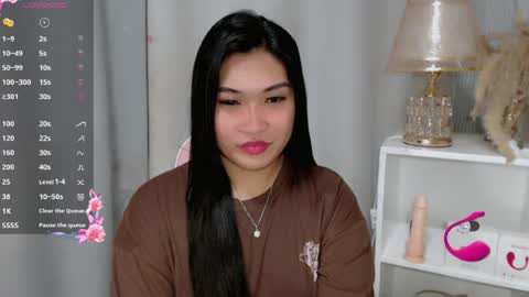 CLAIRE online show from June 26, 5:01 am