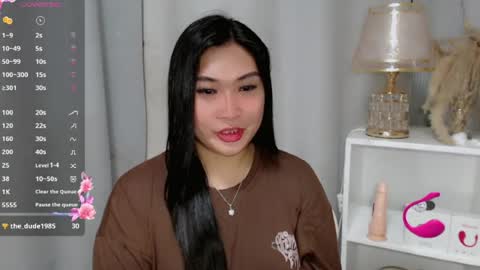 CLAIRE online show from June 27, 5:23 am