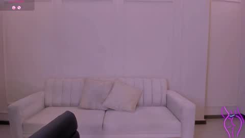 Snapshot of clairedawsonx chatting on March 19, 3:10 am Claire Dawson online show from March 19, 3:10 am