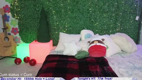 Claire online show from December 8, 4:25 am