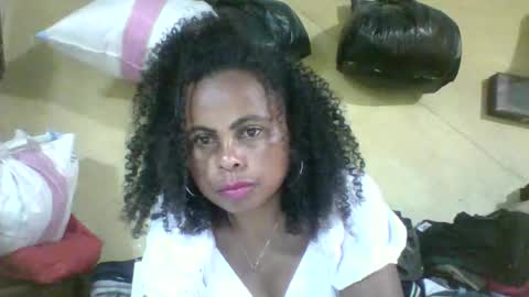 clairette9794 online show from June 5, 7:08 pm