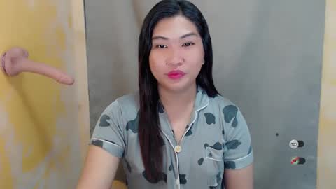 CLAIRE online show from December 17, 3:39 am